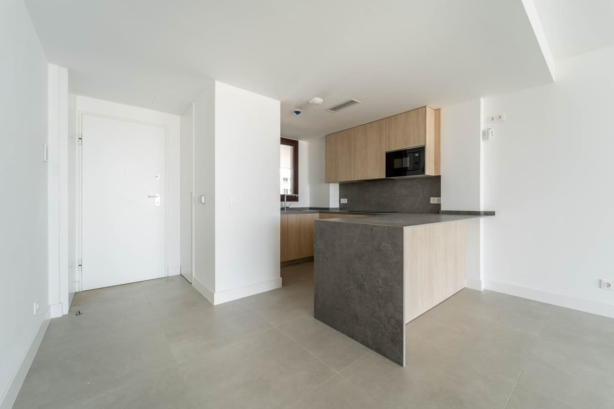 Middle Floor Apartment in Fuengirola — photo 6 of 10