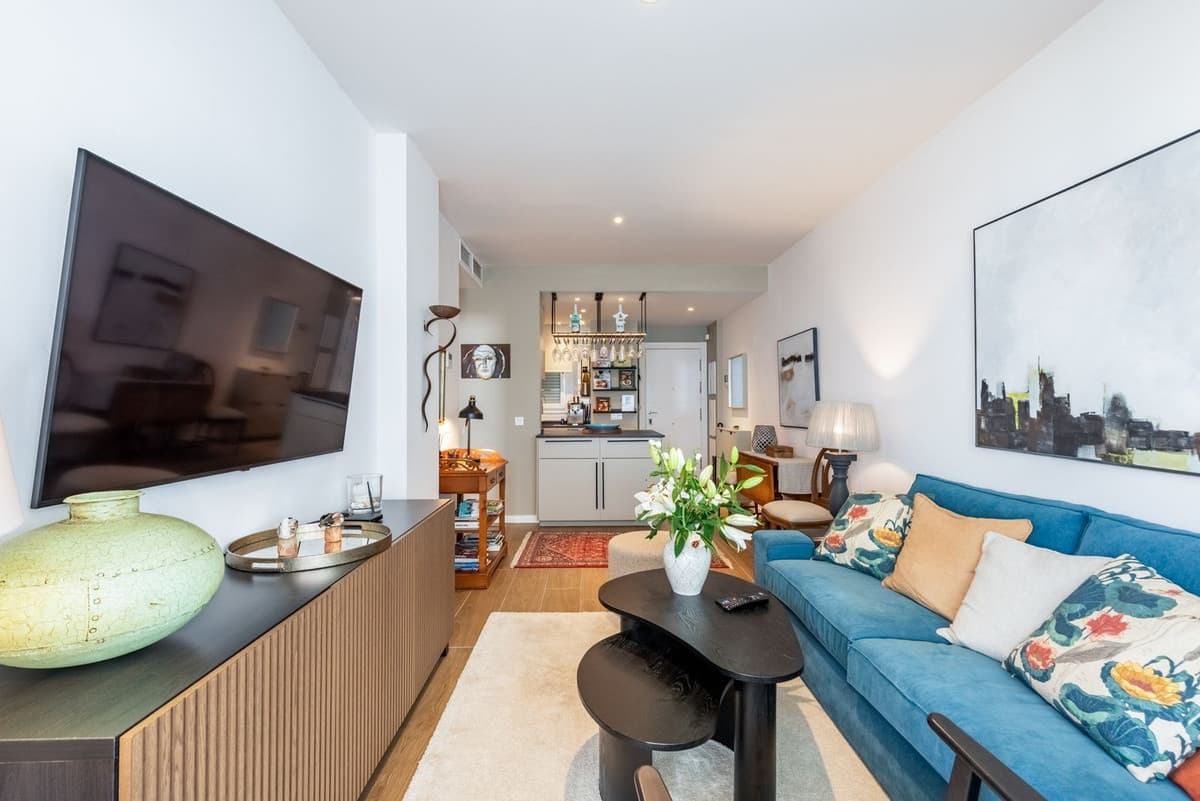 Middle Floor Apartment in La Campana — photo 7 of 10