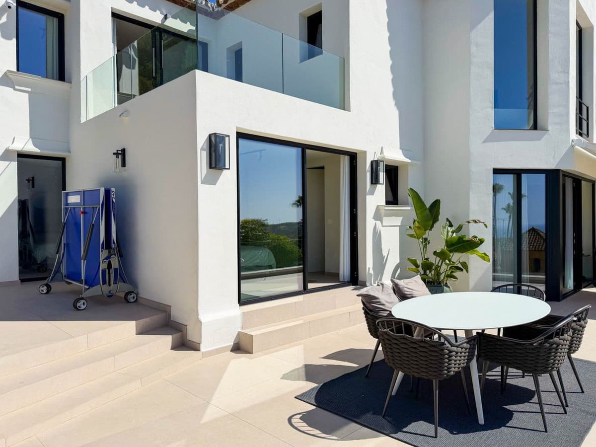 Detached Villa in Hacienda Las Chapas — photo 9 of 10