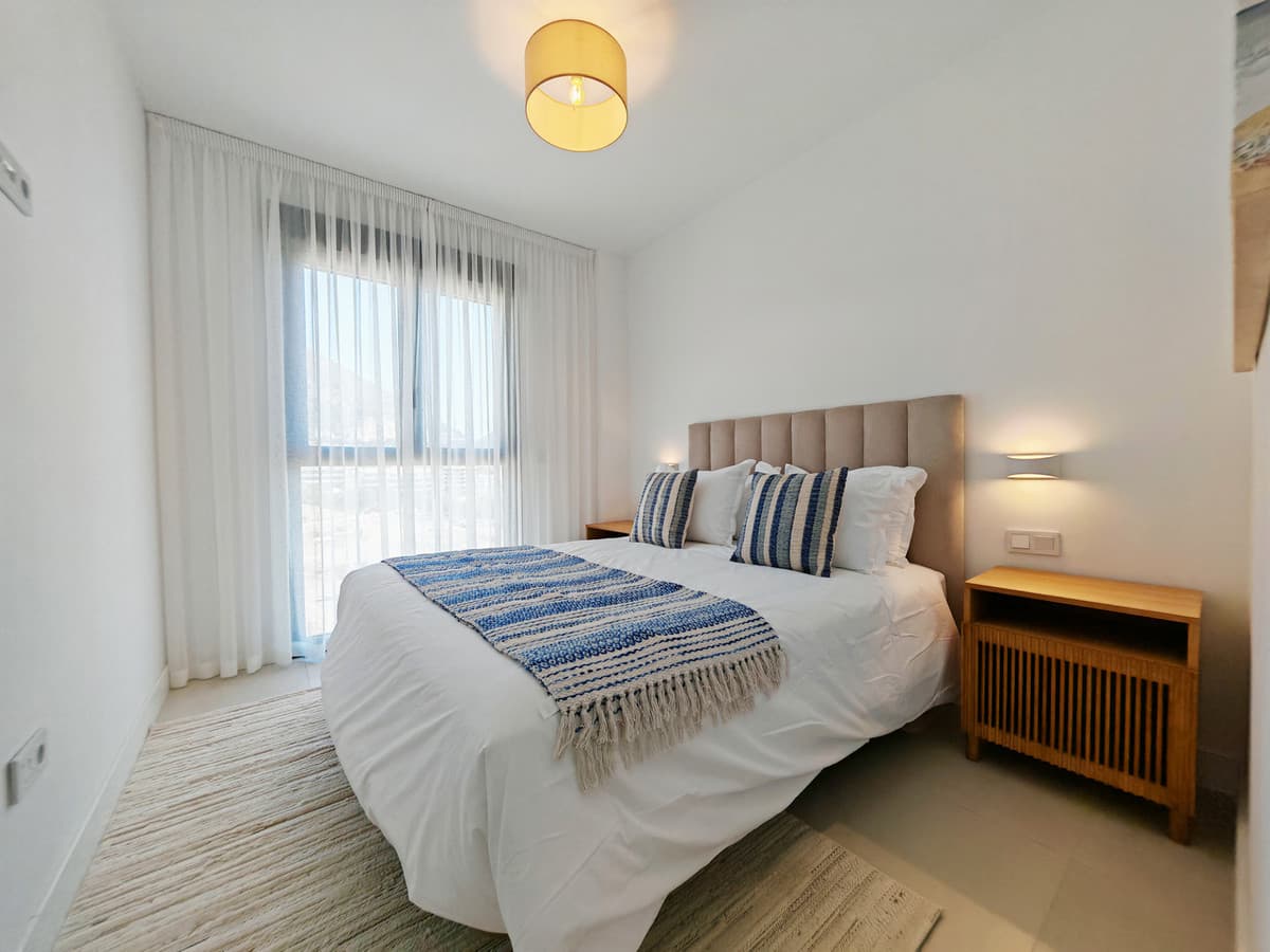 Middle Floor Apartment in Fuengirola — photo 9 of 10