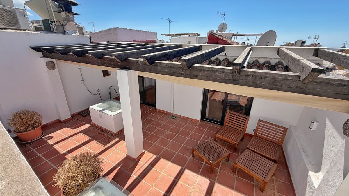 Townhouse in Marbella — photo 2 of 10
