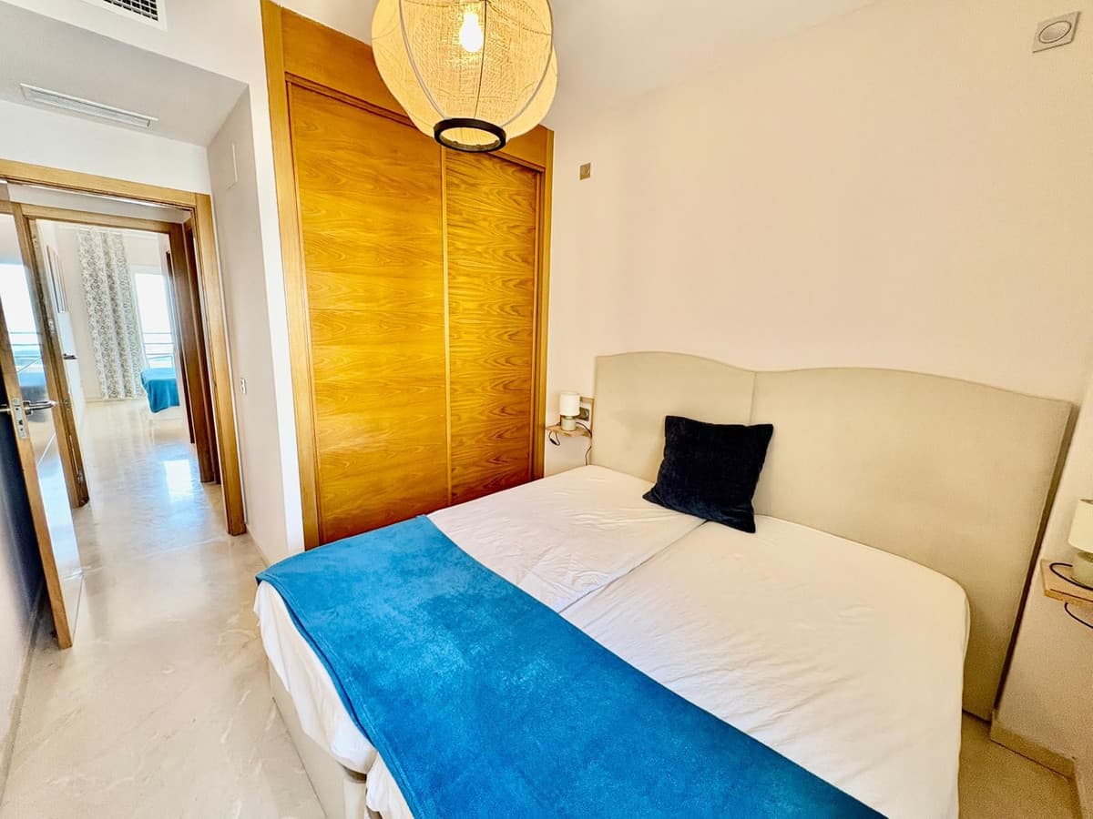 Middle Floor Apartment in Manilva — photo 9 of 10