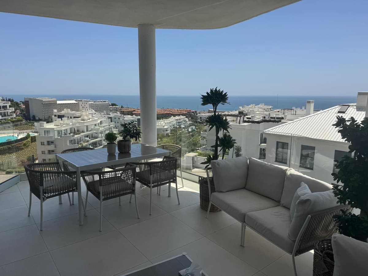 Middle Floor Apartment in Fuengirola — photo 7 of 10