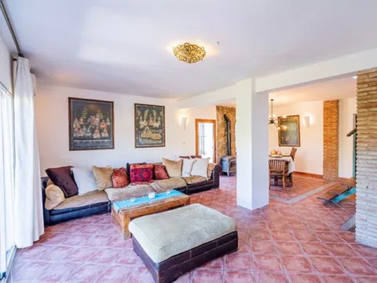 Detached Villa in Málaga Este — photo 9 of 10