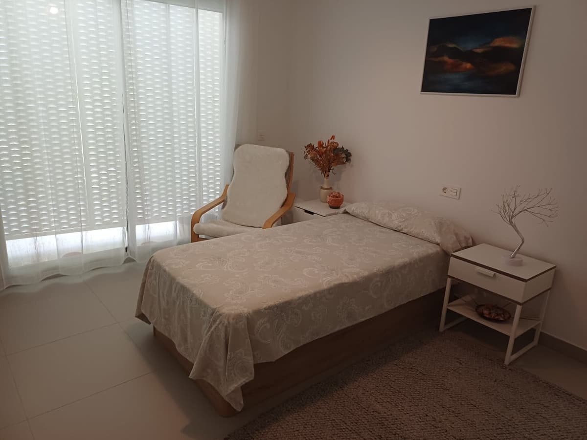 Middle Floor Apartment in Benalmadena — photo 7 of 10