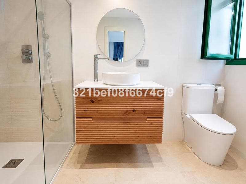 Middle Floor Apartment in Estepona — photo 5 of 7