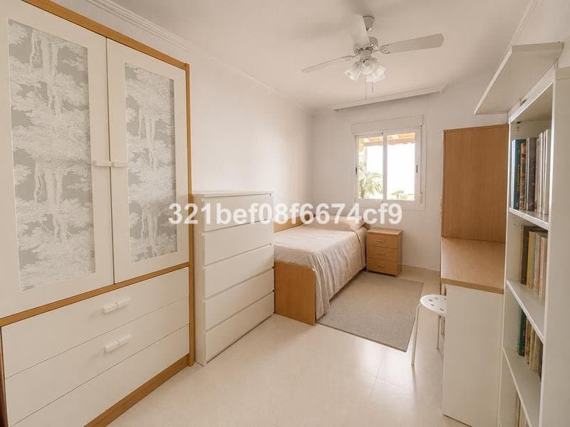 Ground Floor Apartment in El Cónsul — photo 7 of 9