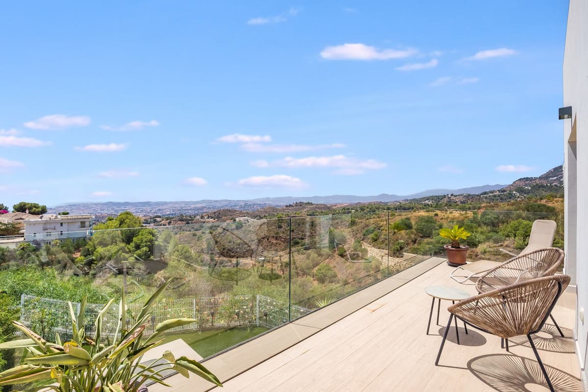 Semi-Detached House in Mijas Costa — photo 7 of 10