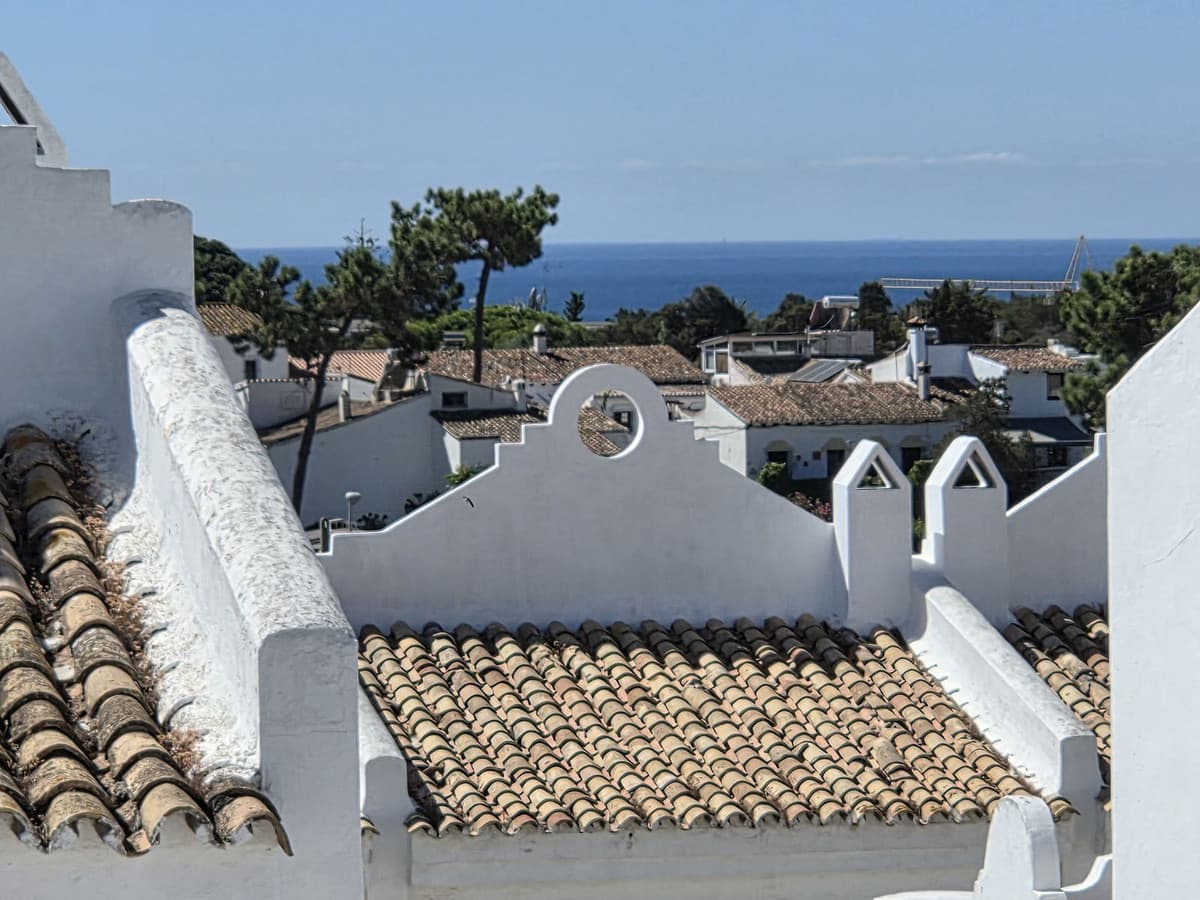 Townhouse in Reserva de Marbella — photo 2 of 10