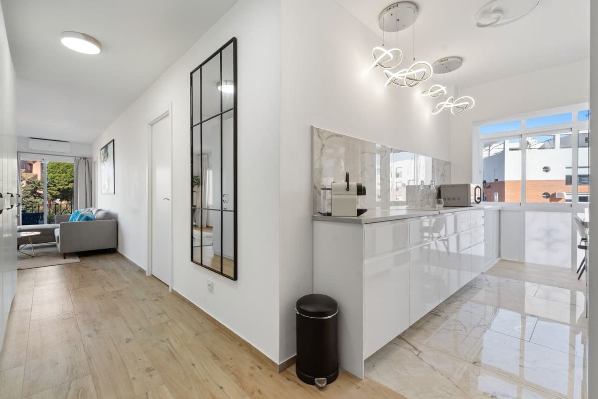 Middle Floor Apartment in Estepona — photo 6 of 10