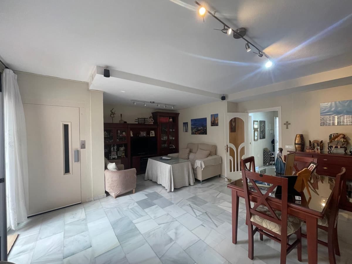 Townhouse in Benalmadena — photo 8 of 10