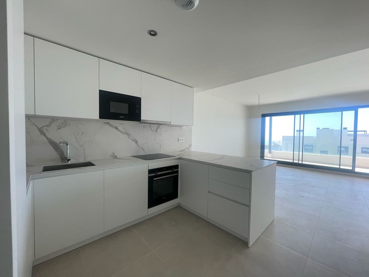 Middle Floor Apartment in Benalmadena — photo 10 of 10