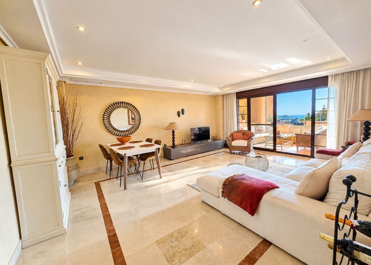 Ground Floor Apartment in La Mairena — photo 2 of 10