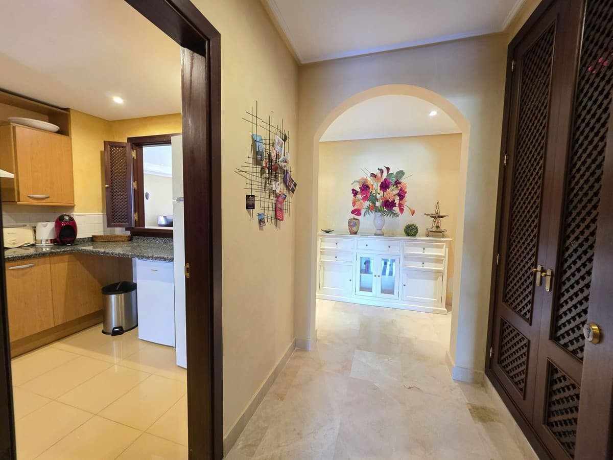 Ground Floor Apartment in La Mairena — photo 7 of 10