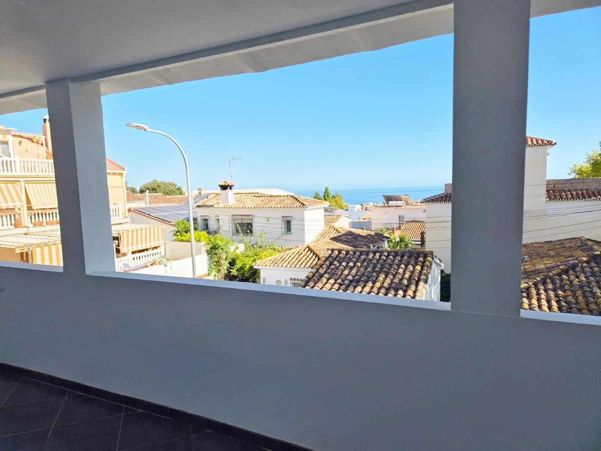 Detached Villa in Benalmadena — photo 1 of 10