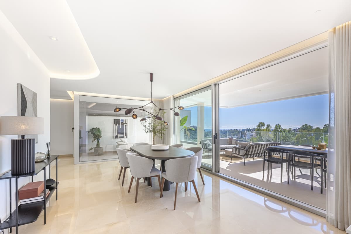 Penthouse Duplex in Benahavís — photo 2 of 10