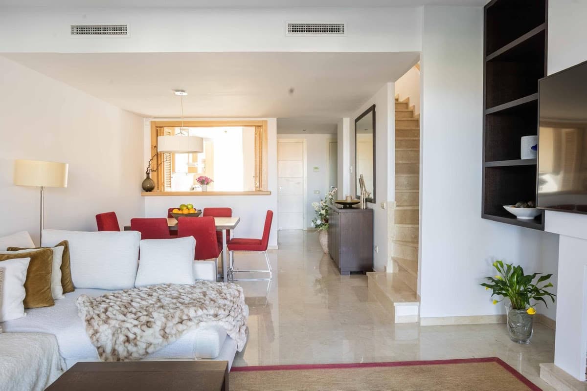 Semi-Detached House in Mijas Golf — photo 2 of 10