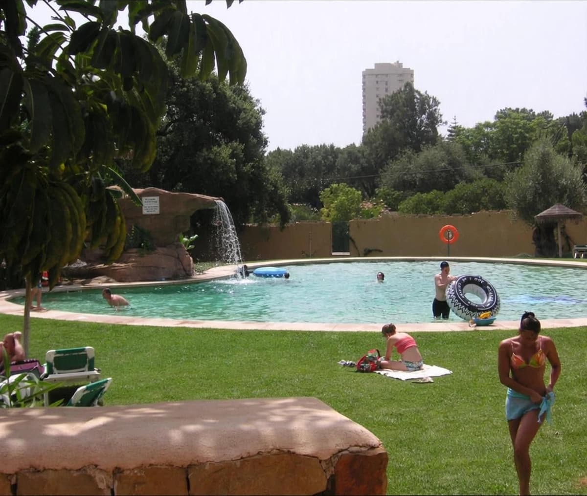 Ground Floor Apartment in Elviria — photo 1 of 10