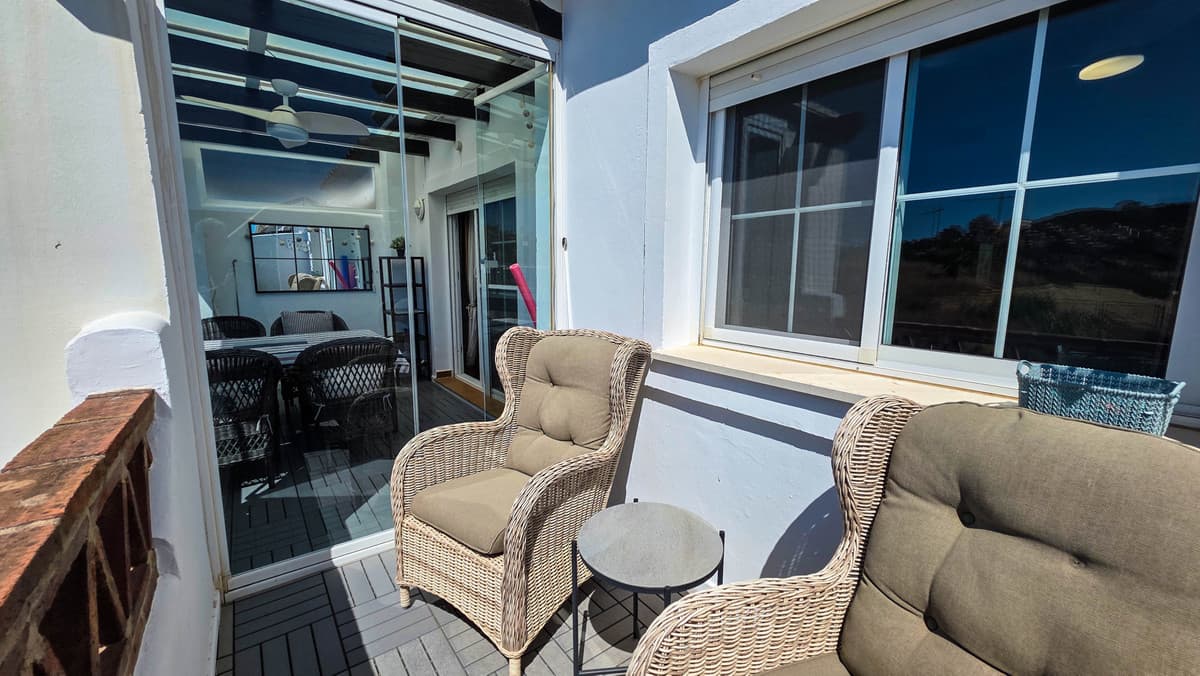 Penthouse in San Luis de Sabinillas — photo 2 of 10