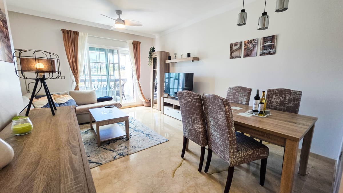 Penthouse in San Luis de Sabinillas — photo 7 of 10
