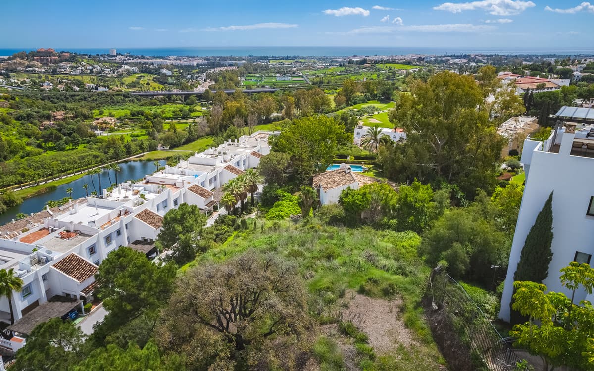 Land in Benahavís — photo 1 of 10