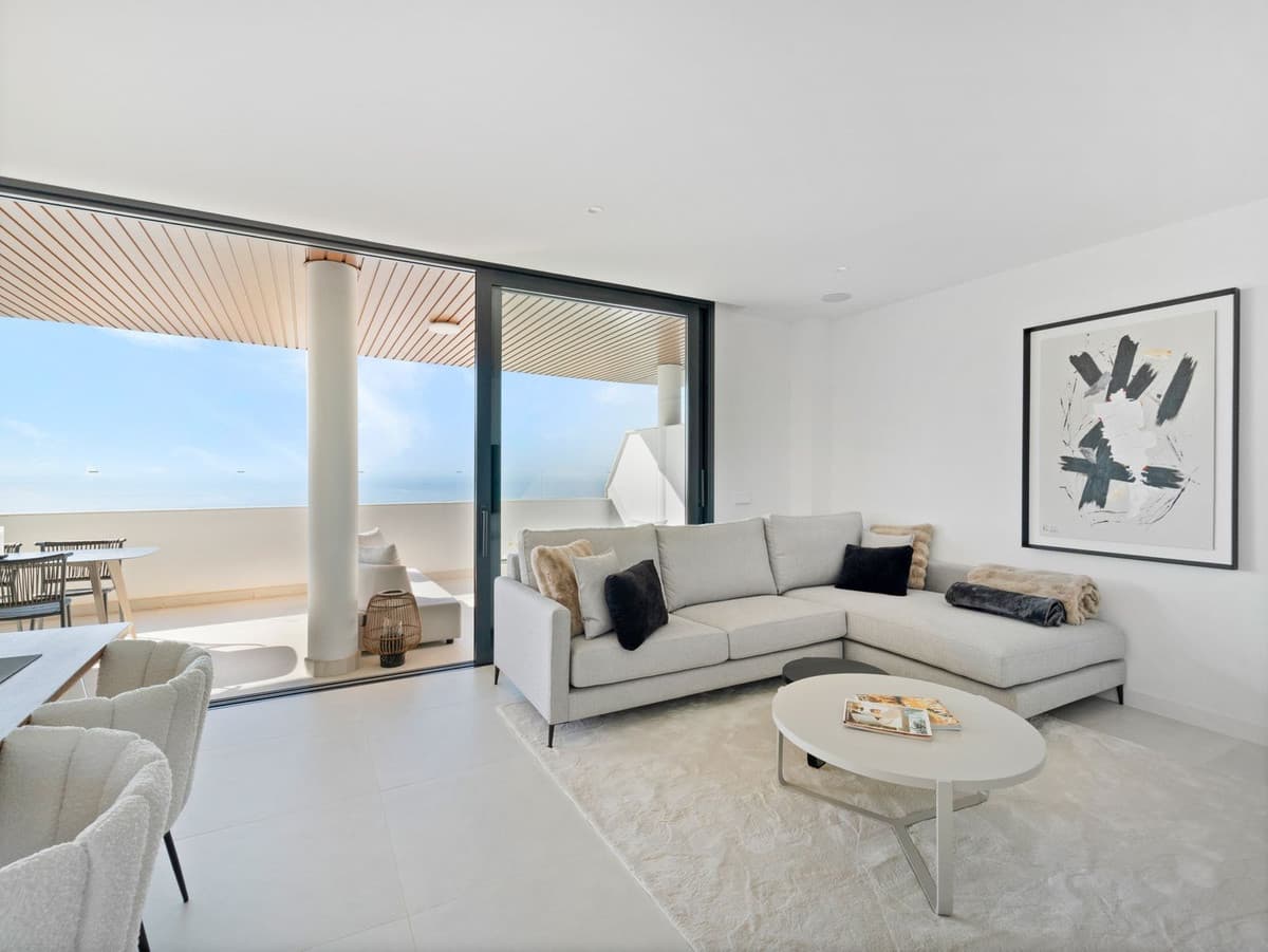 Middle Floor Apartment in Fuengirola — photo 10 of 10