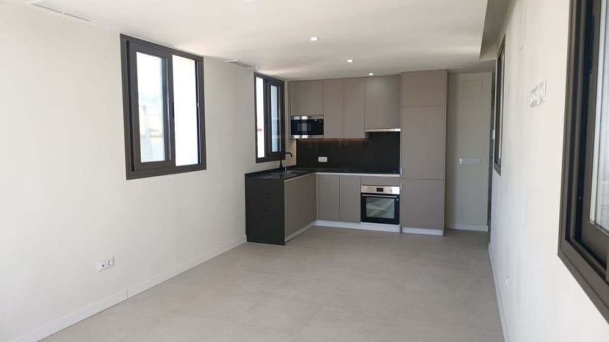 Ground Floor Apartment in Estepona — photo 3 of 10