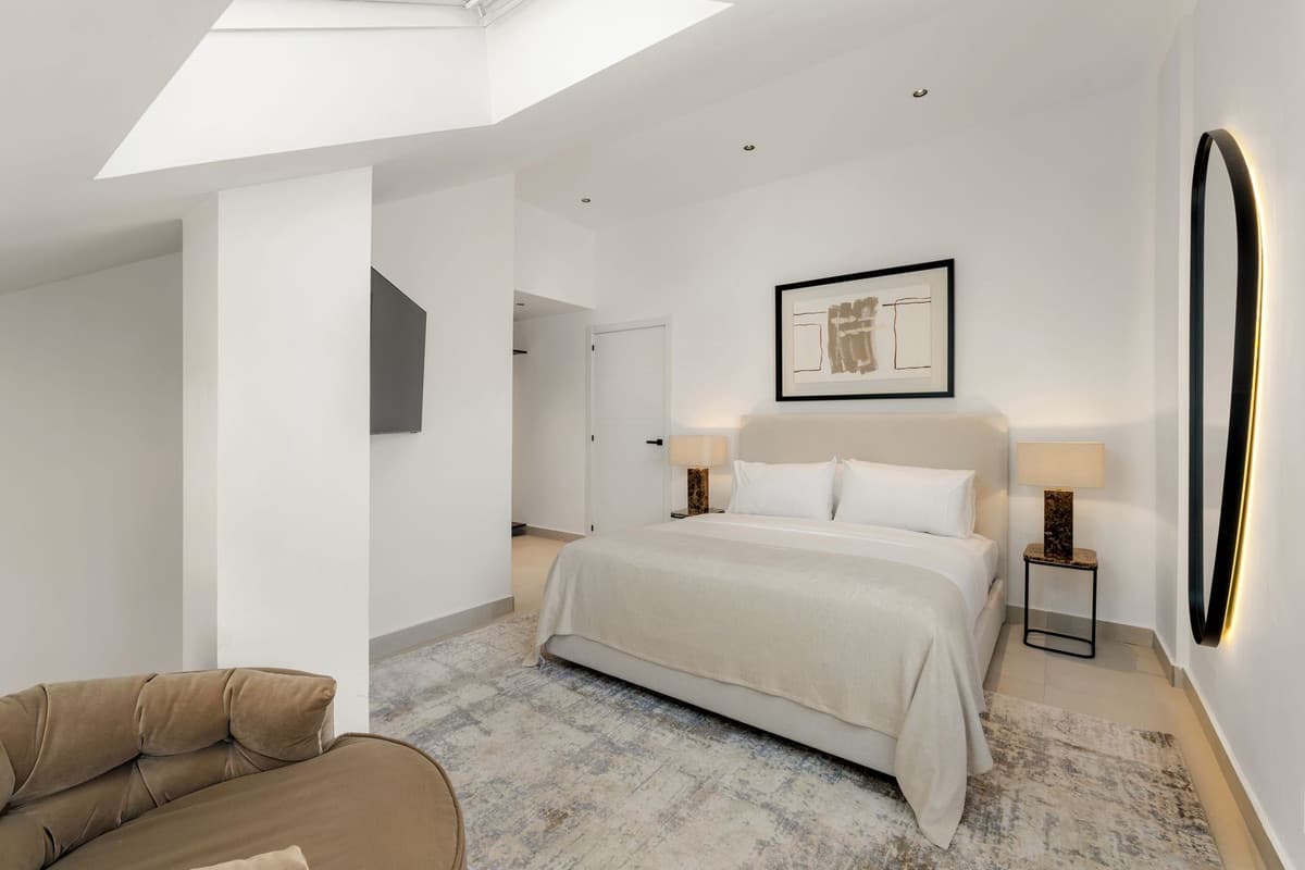 Top Floor Apartment in Nueva Andalucía — photo 5 of 10