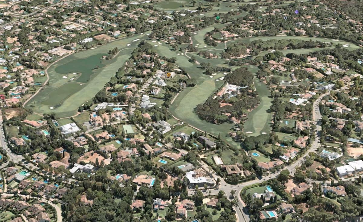 Land in Sotogrande Costa — photo 1 of 5