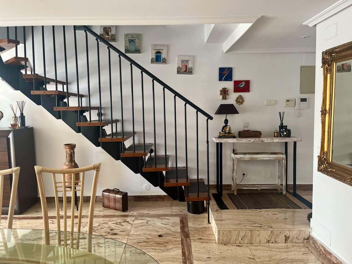Townhouse in The Golden Mile — photo 4 of 10