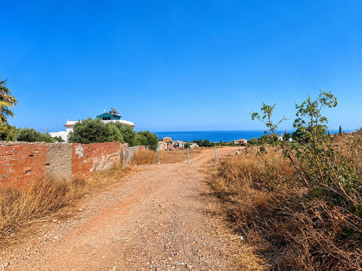 Residential Plot in Torremolinos — photo 10 of 10