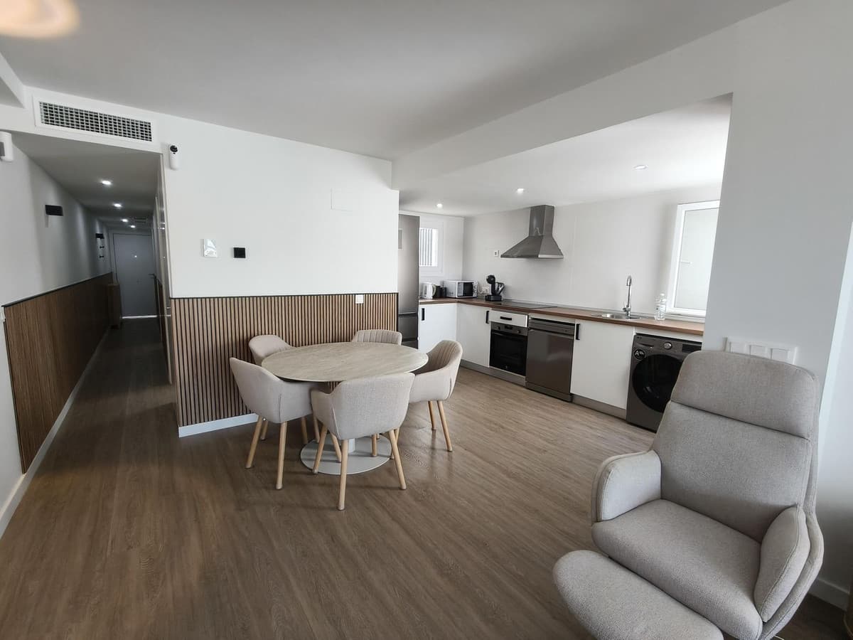 Middle Floor Apartment in Torreblanca — photo 4 of 10