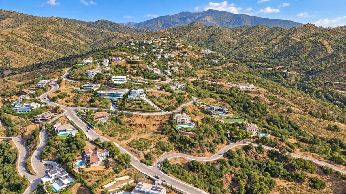 Residential Plot in Benahavís — photo 8 of 8