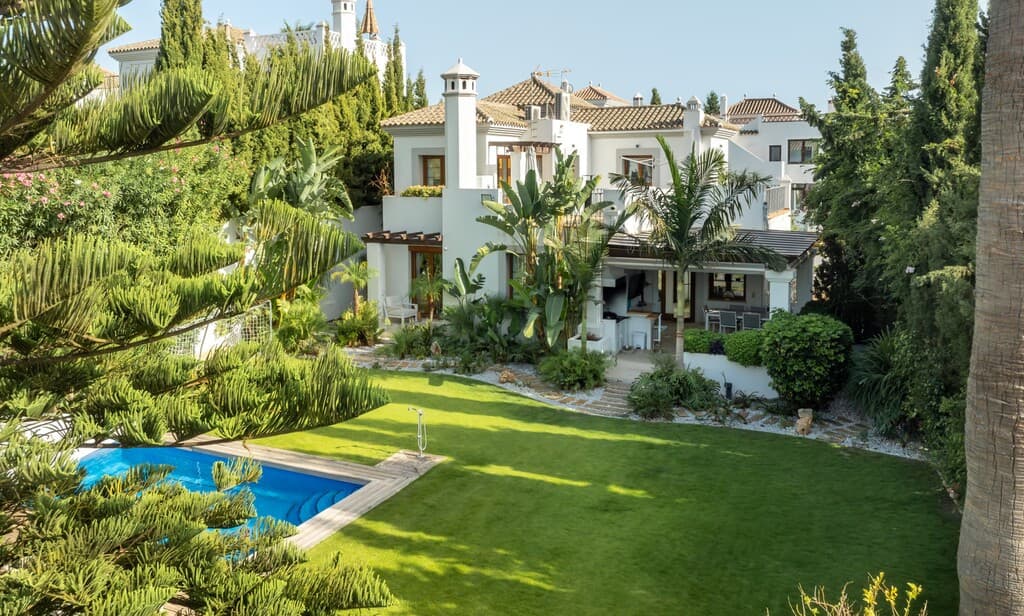 Detached Villa in Estepona — photo 5 of 10