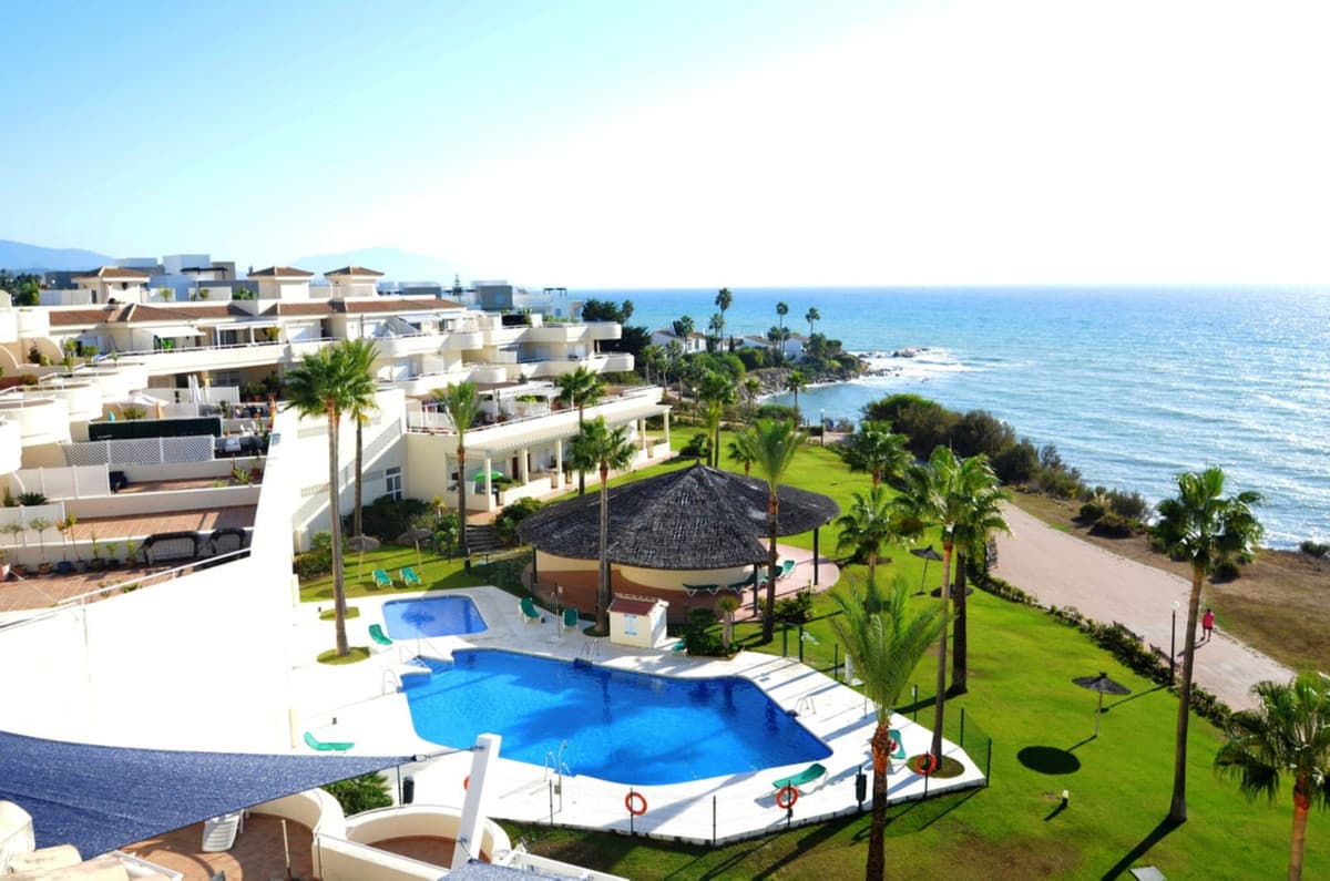 Penthouse in Estepona — photo 3 of 10