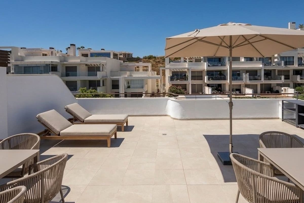 Penthouse Duplex in Estepona — photo 2 of 10