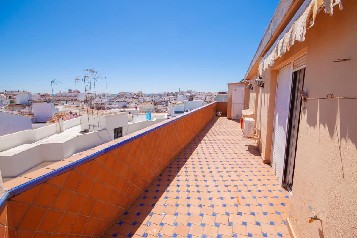 Penthouse in Estepona — photo 2 of 10
