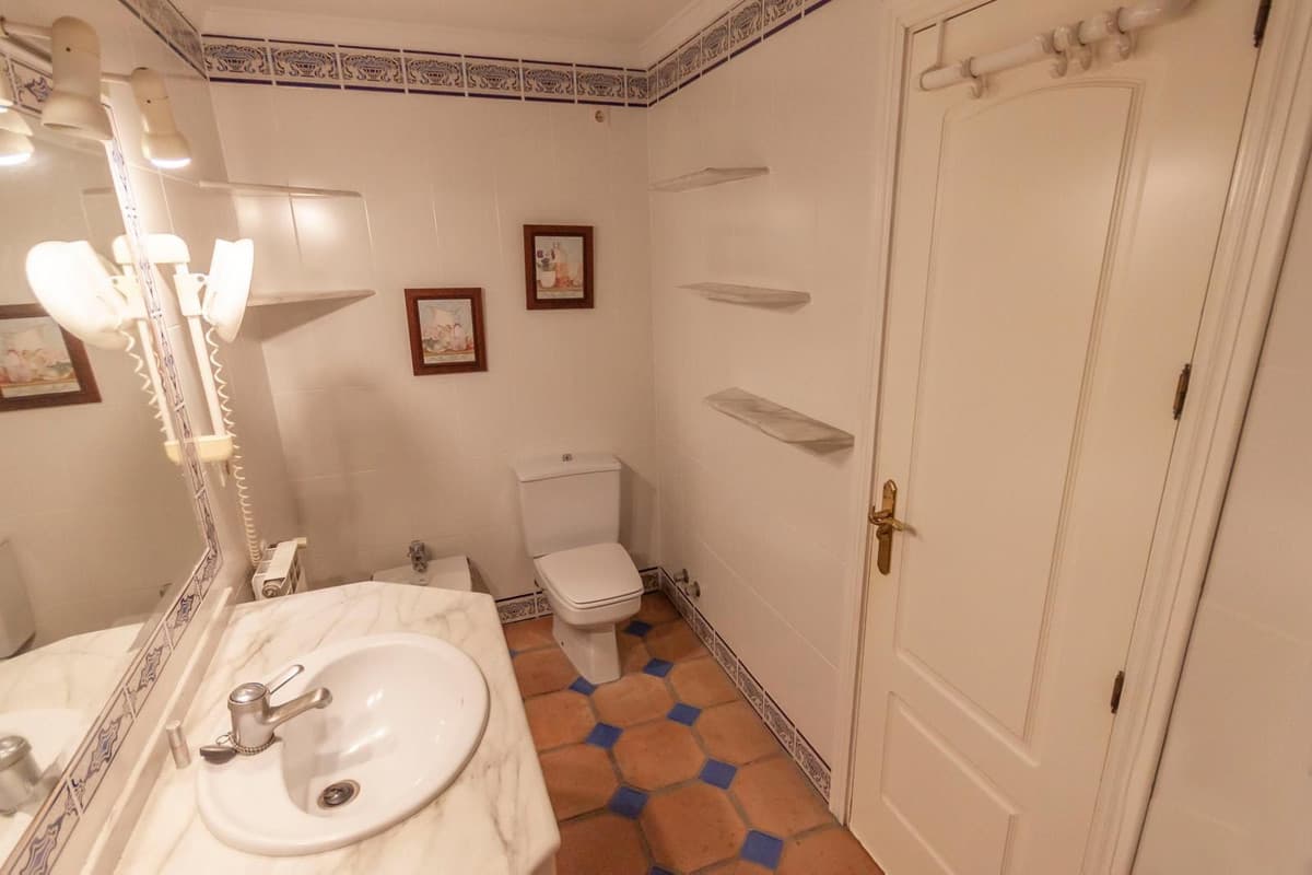 Penthouse in Estepona — photo 8 of 10