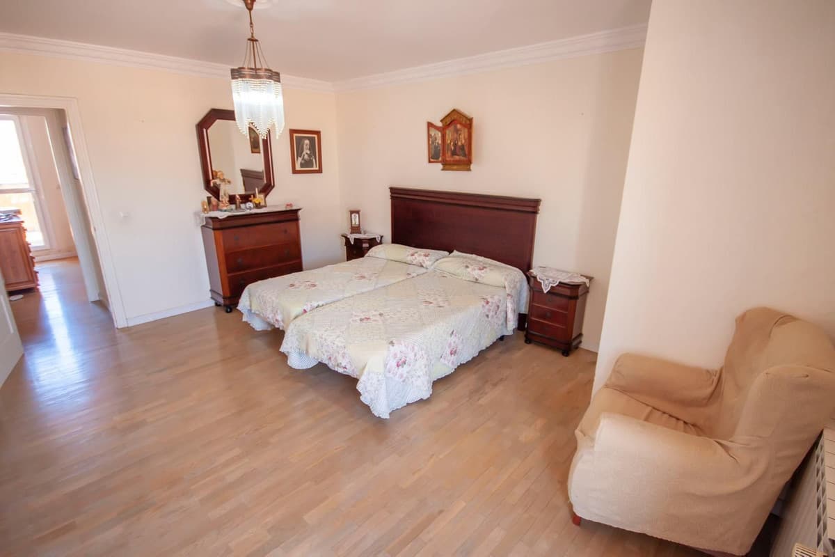 Penthouse in Estepona — photo 10 of 10