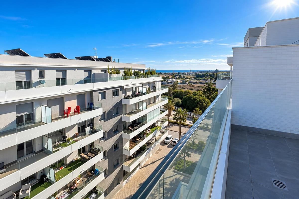 Penthouse in Nueva Andalucía — photo 6 of 10