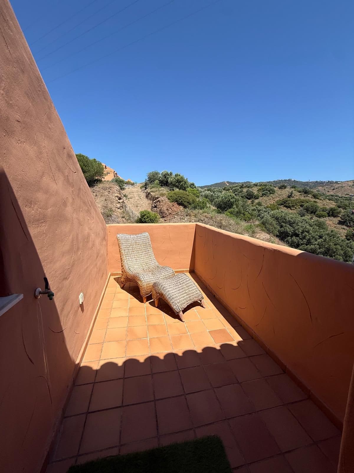 Penthouse Duplex in Elviria — photo 8 of 10
