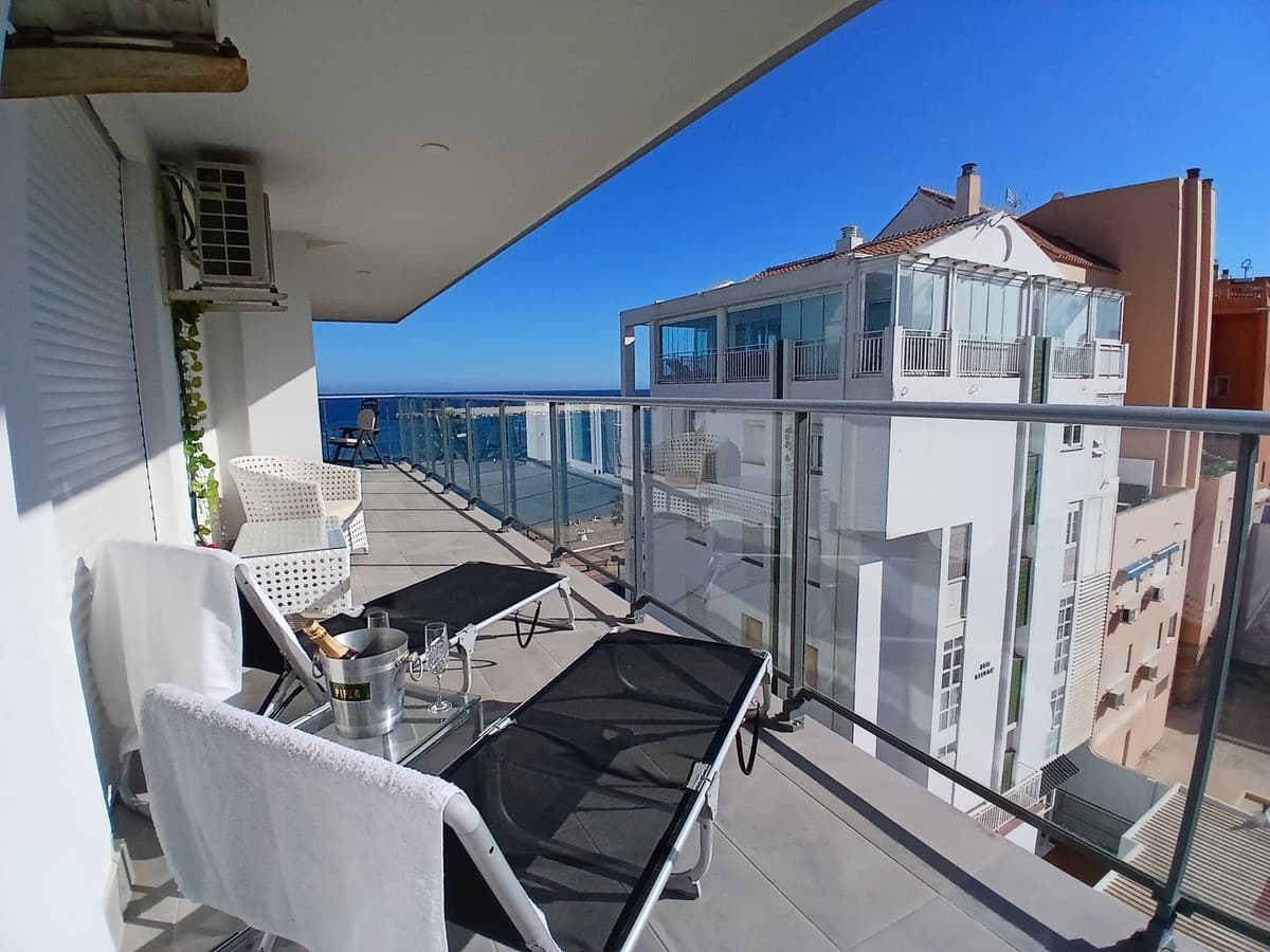 Middle Floor Apartment in Fuengirola — photo 3 of 10