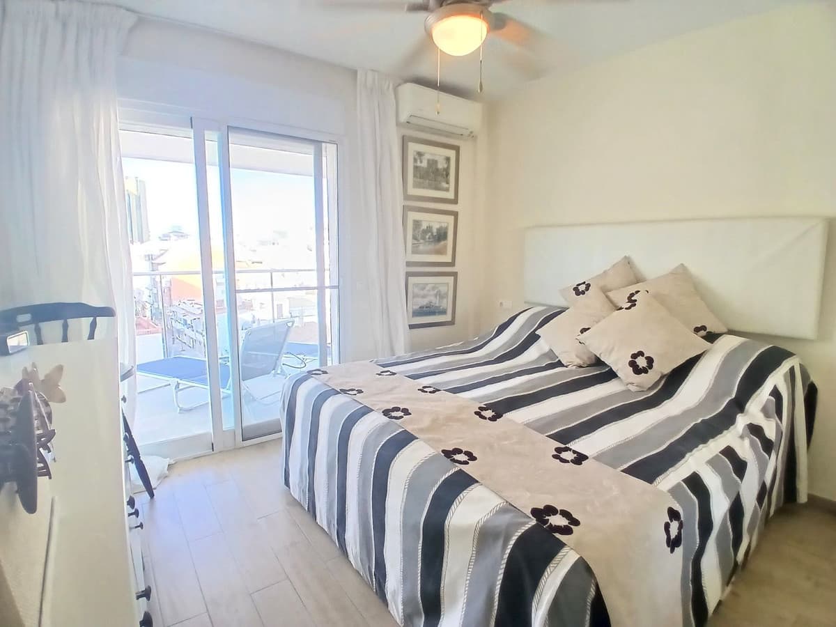 Middle Floor Apartment in Fuengirola — photo 4 of 10