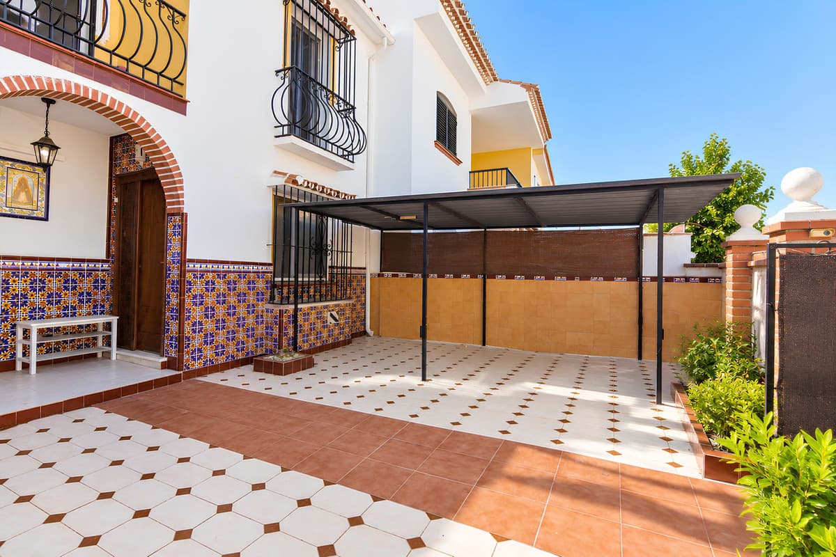 Detached Villa in Fuengirola — photo 4 of 10