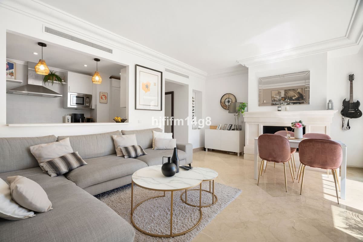 Penthouse in Nueva Andalucía — photo 7 of 10