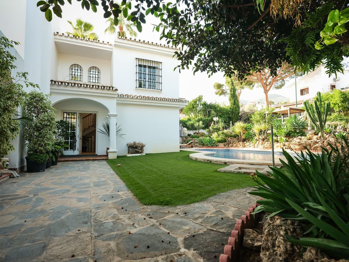 Detached Villa in Málaga Este — photo 8 of 10