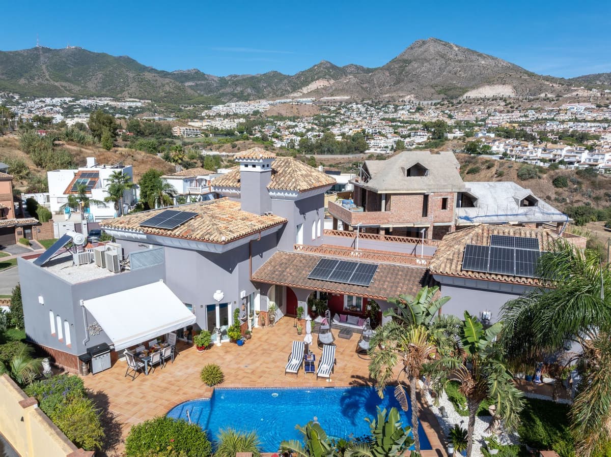 Detached Villa in Torrequebrada — photo 6 of 10