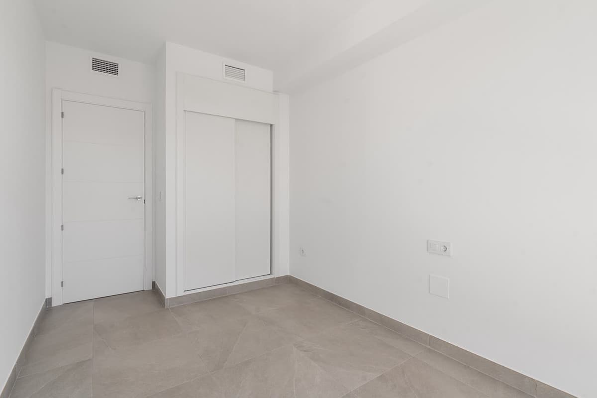 Middle Floor Apartment in Mijas — photo 10 of 10