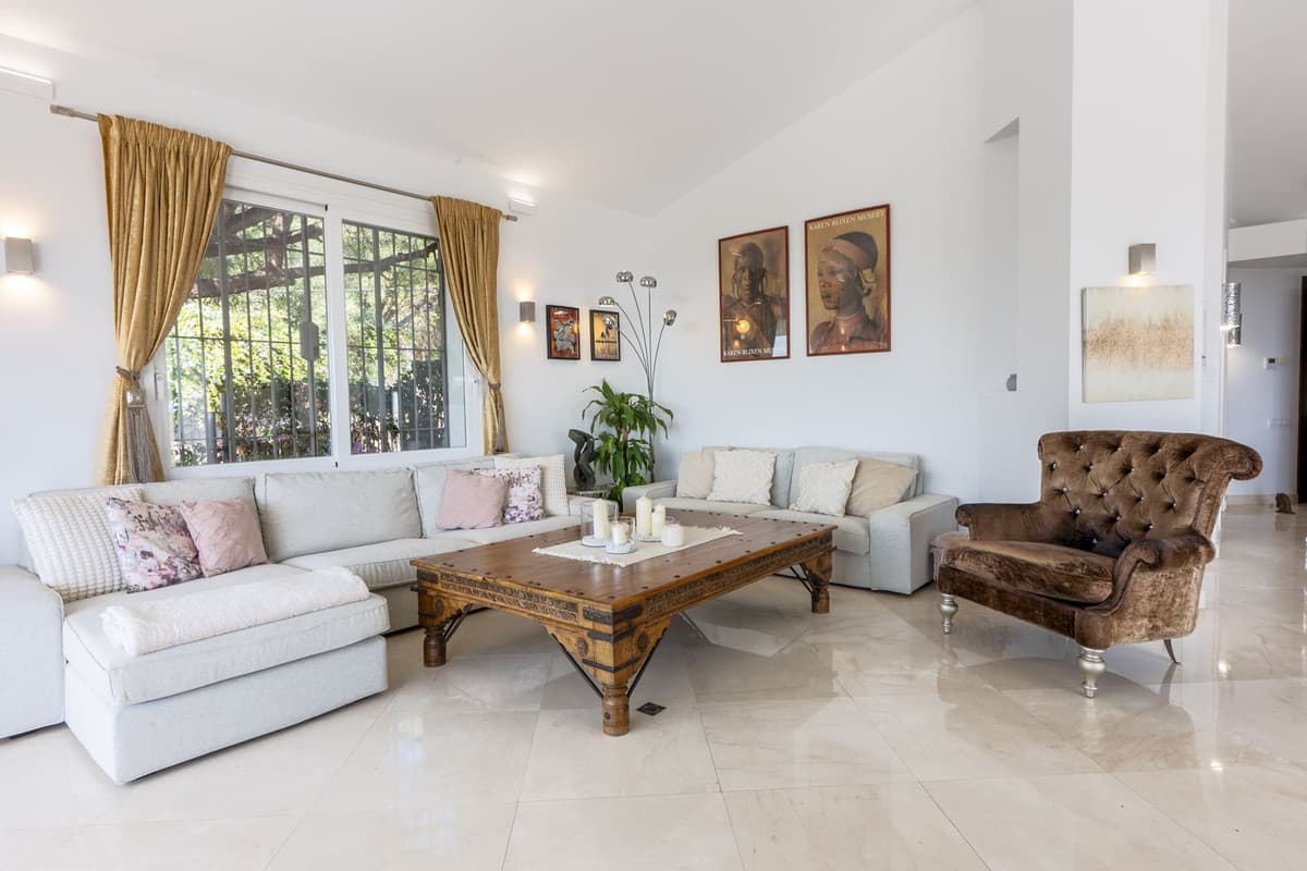 Detached Villa in El Rosario — photo 4 of 10