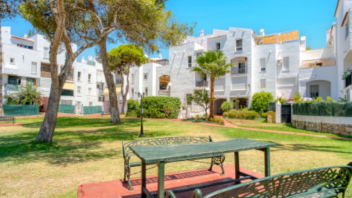 Middle Floor Apartment in Marbella — photo 8 of 8